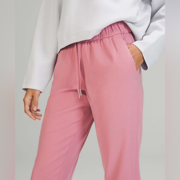 Lululemon On the Fly Jogger 28" *Woven - Pink Taupe (light muted pink) - Picture 4 of 13